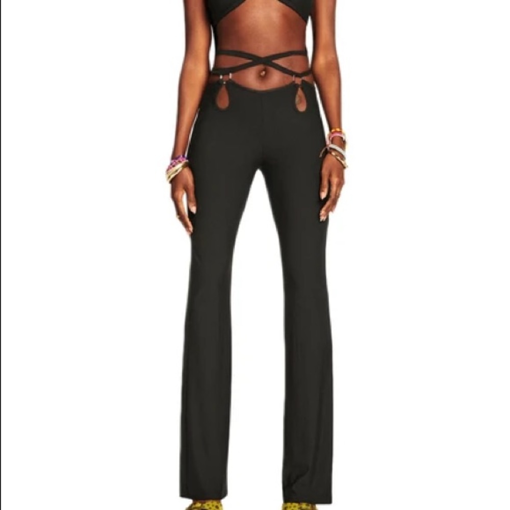 I am Gia soraya pants